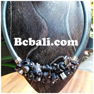 choker necklaces beads shells Bali