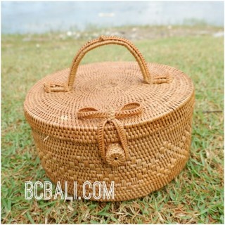 cosmetic circle design smal bags ata grass handwoven bali style