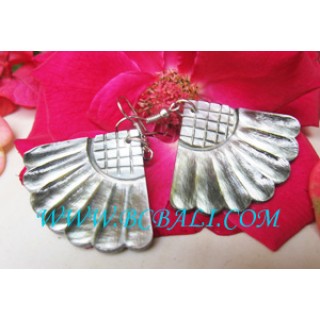 Carving Earrings Shells Handmade Indonesia