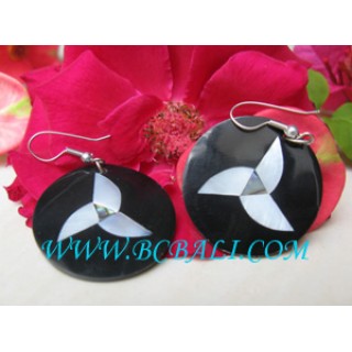  Unique Design Black Seashell Earring 