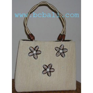 Straw Handbags With Sea Shell