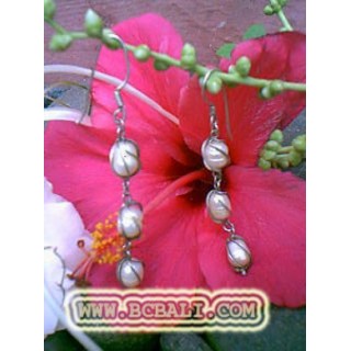 Silver Pearls Earring