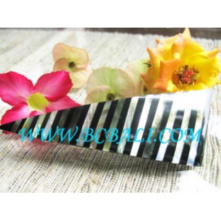 Black Strip Shell Resin Hair Clip