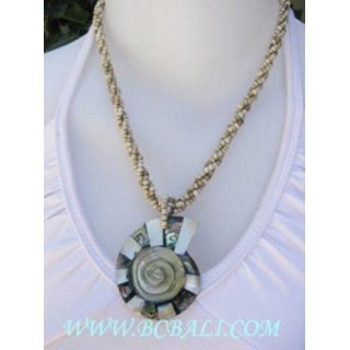 Nautilus Necklaces With Bead