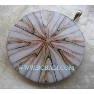 Natural Resin Shell Pendant Silver