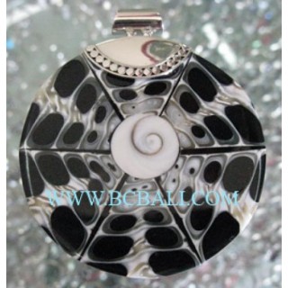 Resin Pendant Black Shell Silver