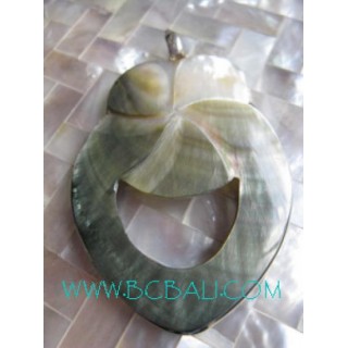 Shell Carving Pendant Silvers