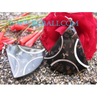 Black Shell Earring Motif