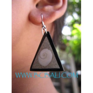 Shell Eyes Siva Earrings