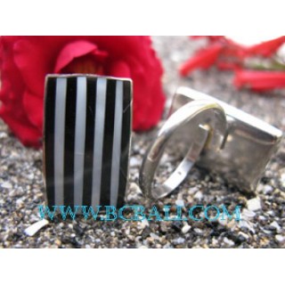 Square Stainless Shell Finger Ring