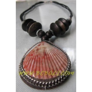 Color Shell Necklace