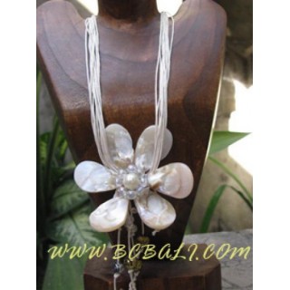 Flowers Shell Necklaces