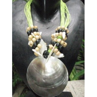 Unique Fashion Shells Necklaces