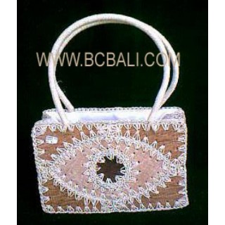 Natural Emboirdery Handbag