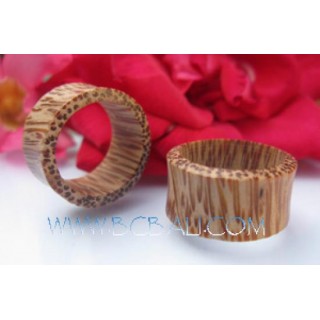 Coco Wooden Tribal Earring