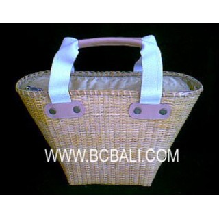 Fashion Elegant Rattan Bag