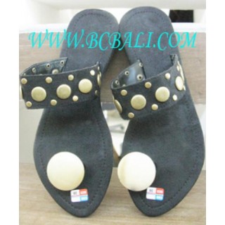 Keling Toe Loops Sandal