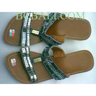 Sandals With Beads Shell