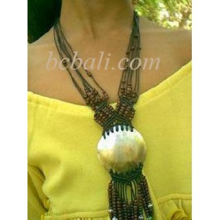 Necklace With Beads Shell