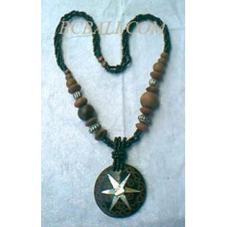 Wooden Necklace Natural