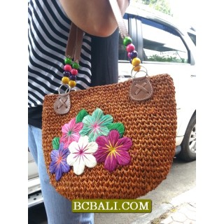 Amazing Design Natural Embroidery Handbags