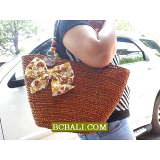 Bali Handmade Straw Handbags Shopping