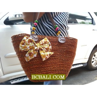 Bali Handmade Straw Handbags Shopping