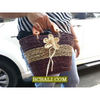 Small Bags Straw Wooden Handle Flowers